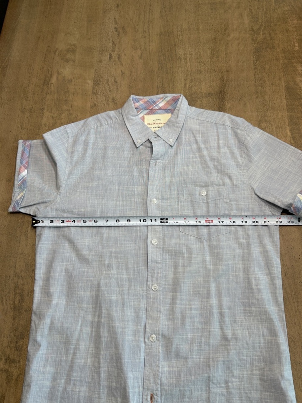 Light Blue Short-Sleeve Button-Down Shirt with Subtle Check Trim - Picture 5 of 8